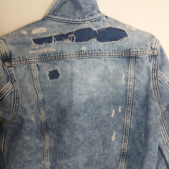 Calvin Klien Distressed Patched 100%Cotton Denim Jacket - Picture 5 of 10